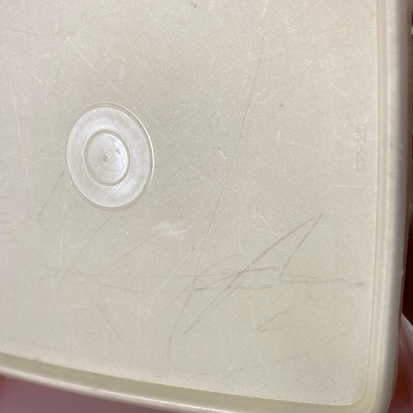 Vintage Tupperware Sandwich Keepers Stackable Square Away Containers W Lids - Picture 9 of 12